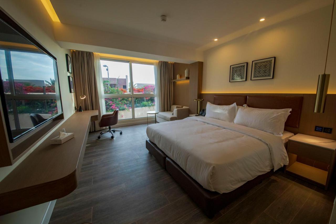 Luxotel Aqaba Beach Resort & Spa Only 15 Years Plus エクステリア 写真