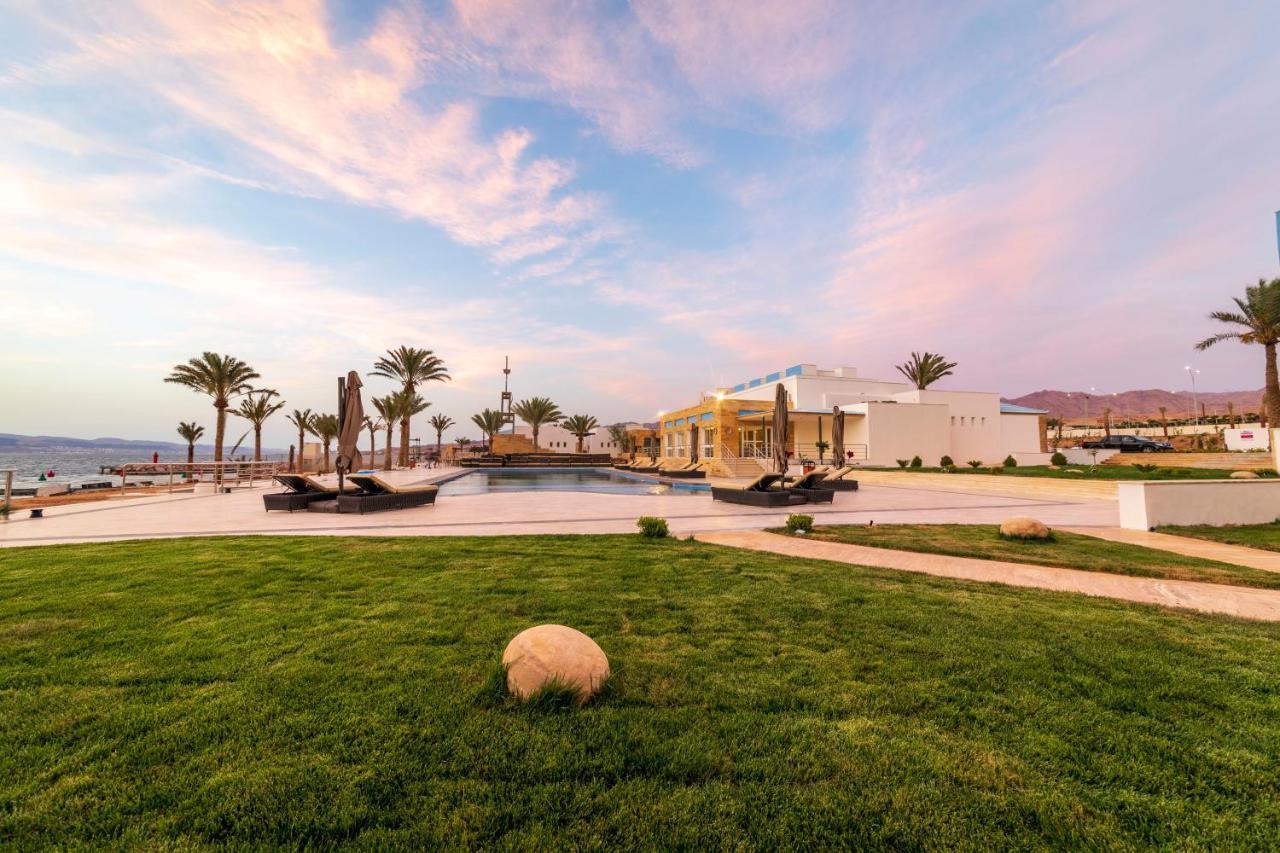 Luxotel Aqaba Beach Resort & Spa Only 15 Years Plus エクステリア 写真