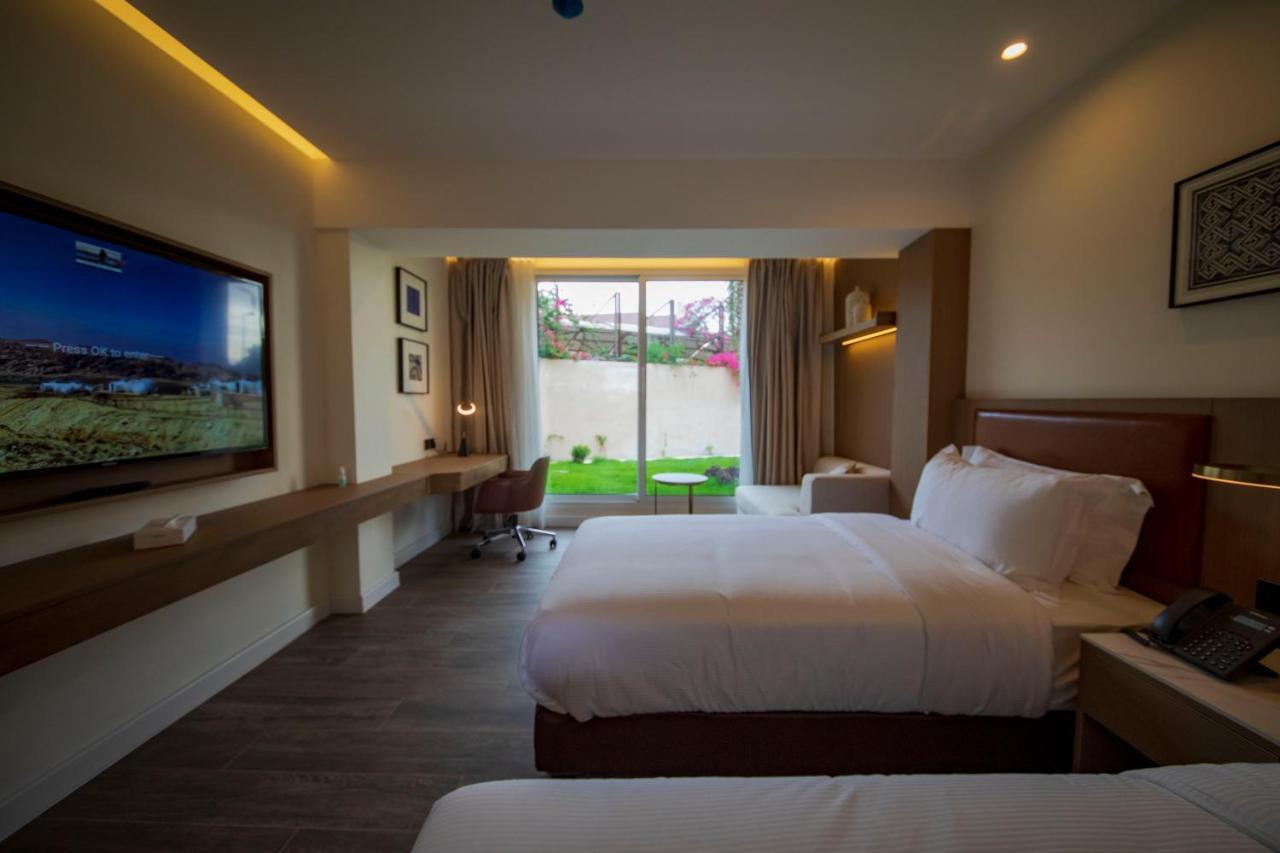 Luxotel Aqaba Beach Resort & Spa Only 15 Years Plus エクステリア 写真