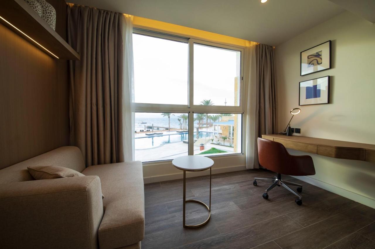 Luxotel Aqaba Beach Resort & Spa Only 15 Years Plus エクステリア 写真
