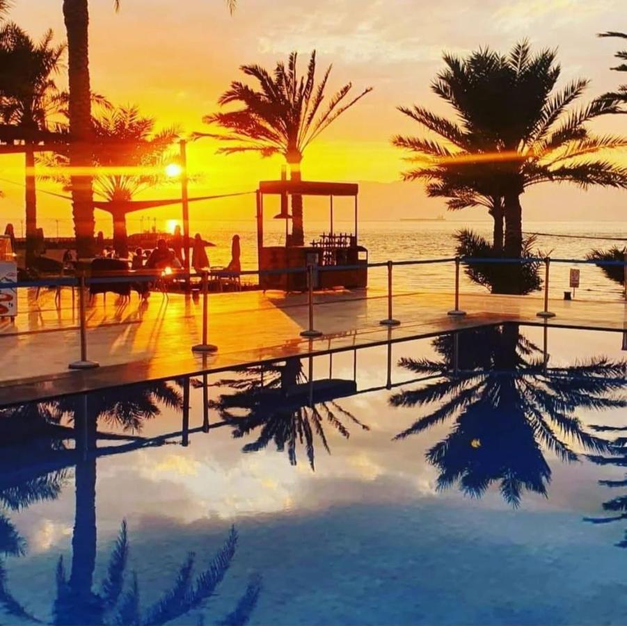Luxotel Aqaba Beach Resort & Spa Only 15 Years Plus エクステリア 写真